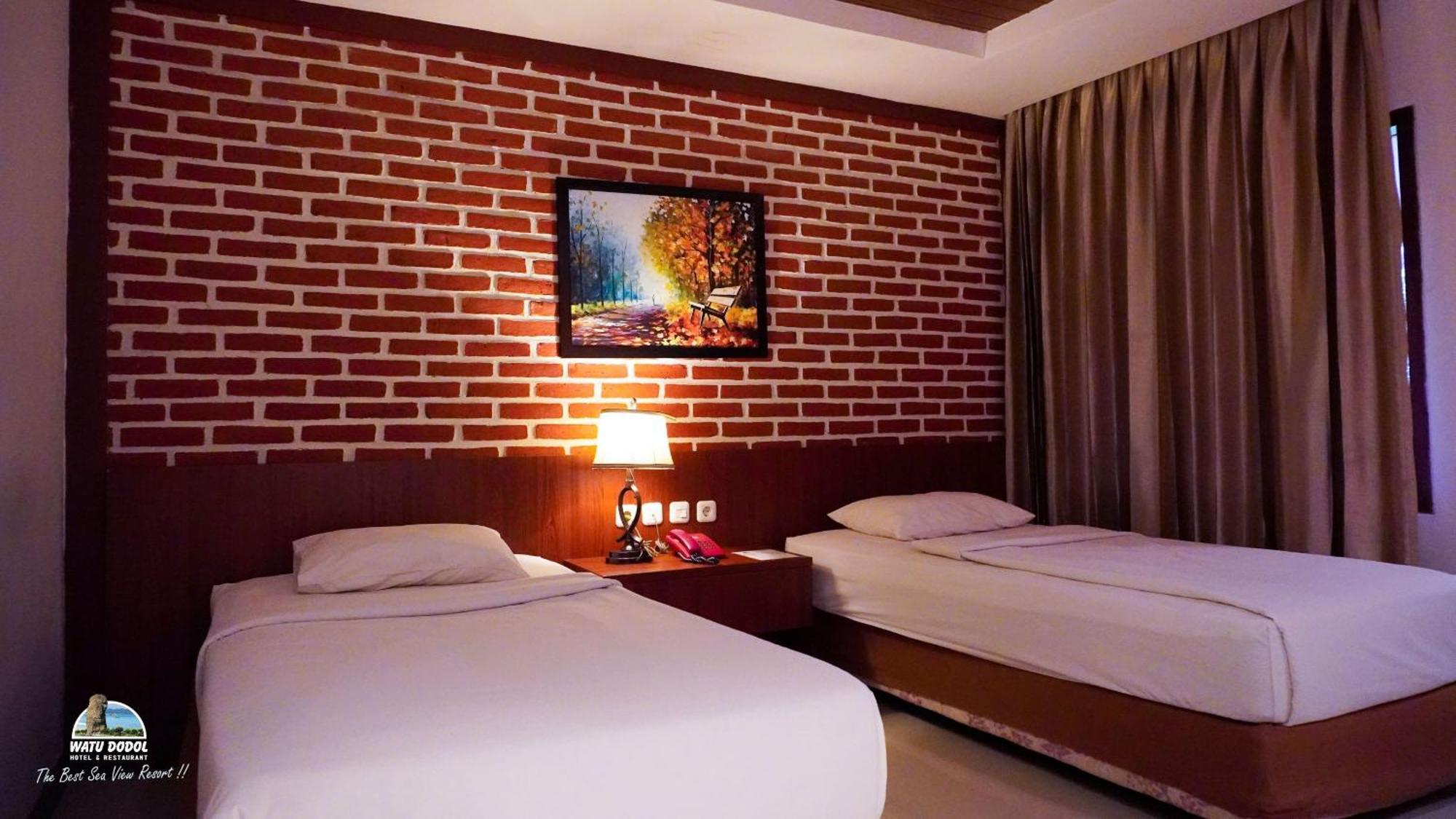 Watu Dodol Hotel & Restaurant Banyuwangi  Exterior foto