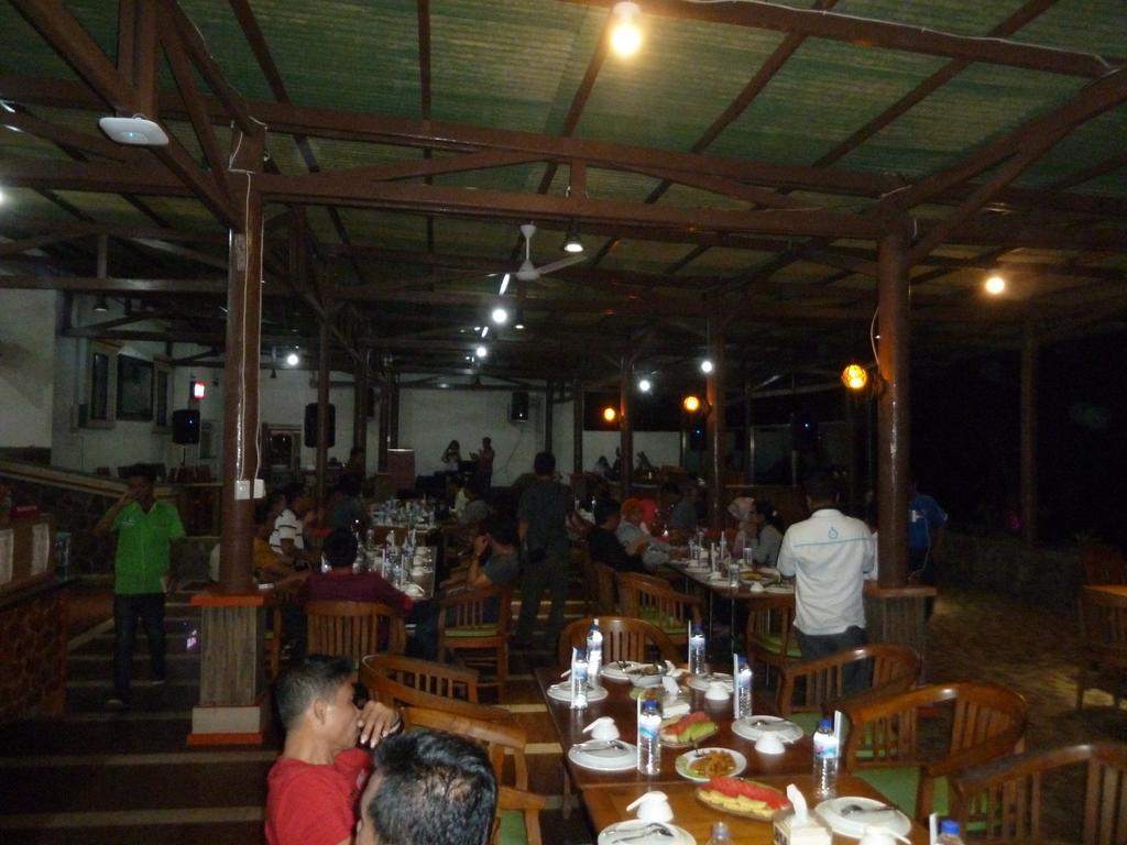 Watu Dodol Hotel & Restaurant Banyuwangi  Exterior foto