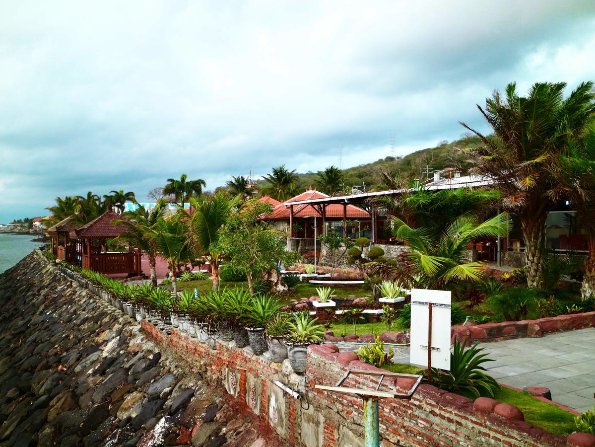 Watu Dodol Hotel & Restaurant Banyuwangi  Exterior foto