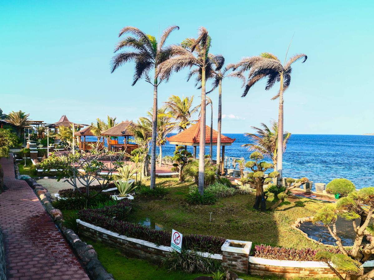Watu Dodol Hotel & Restaurant Banyuwangi  Exterior foto